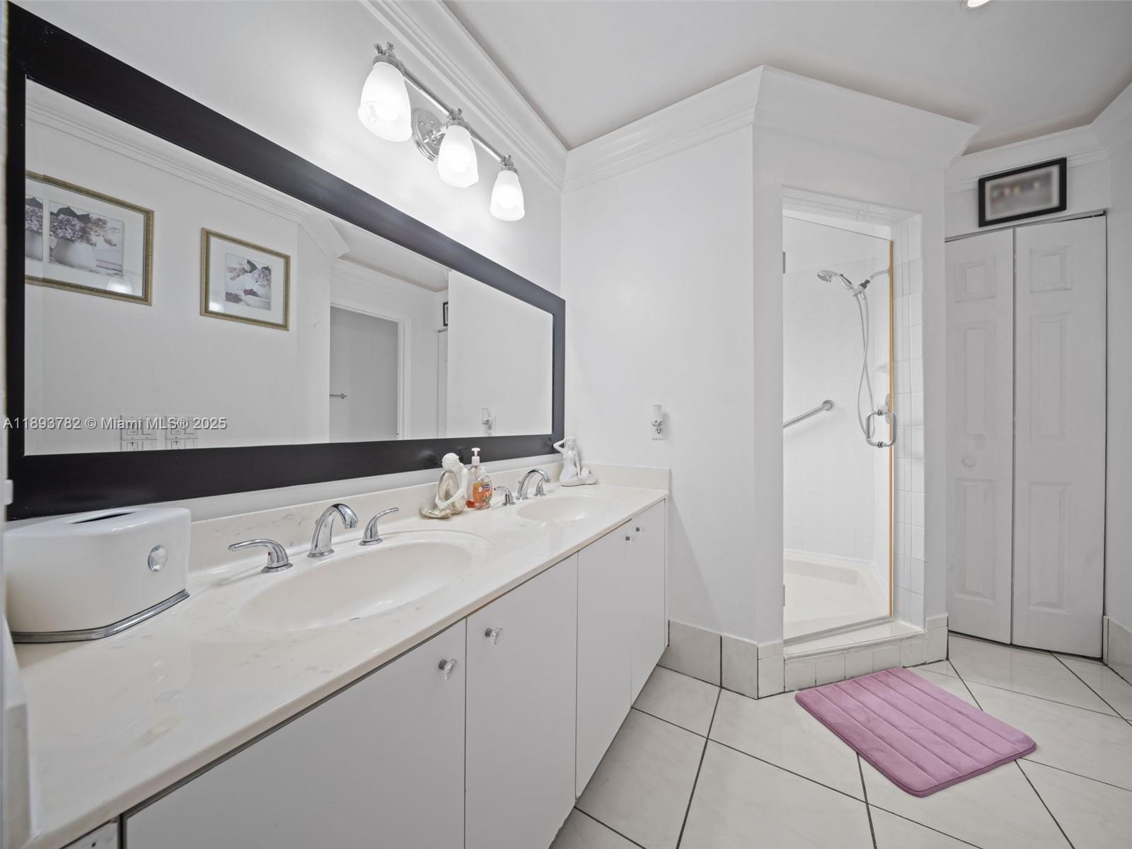 HEFTLERS LAGO MAR WEST - Residential