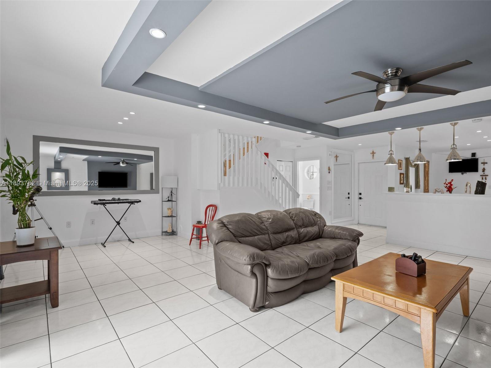 HEFTLERS LAGO MAR WEST - Residential