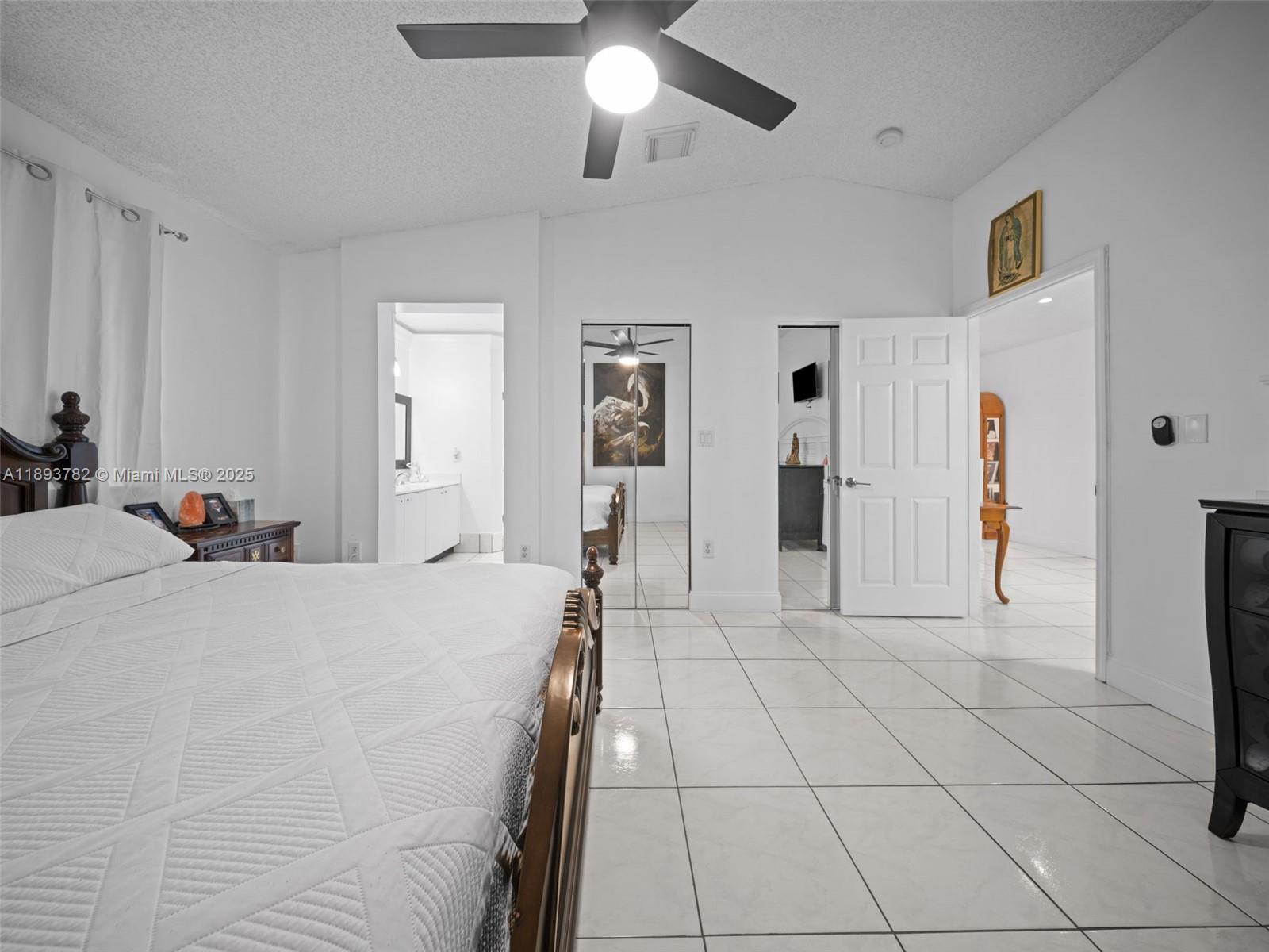 HEFTLERS LAGO MAR WEST - Residential