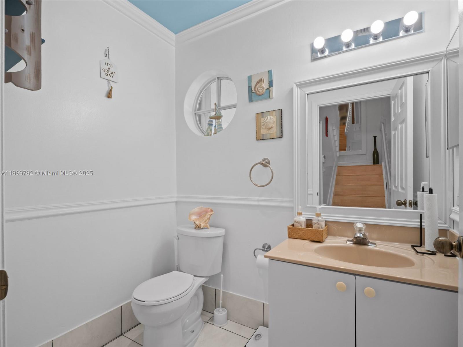 HEFTLERS LAGO MAR WEST - Residential