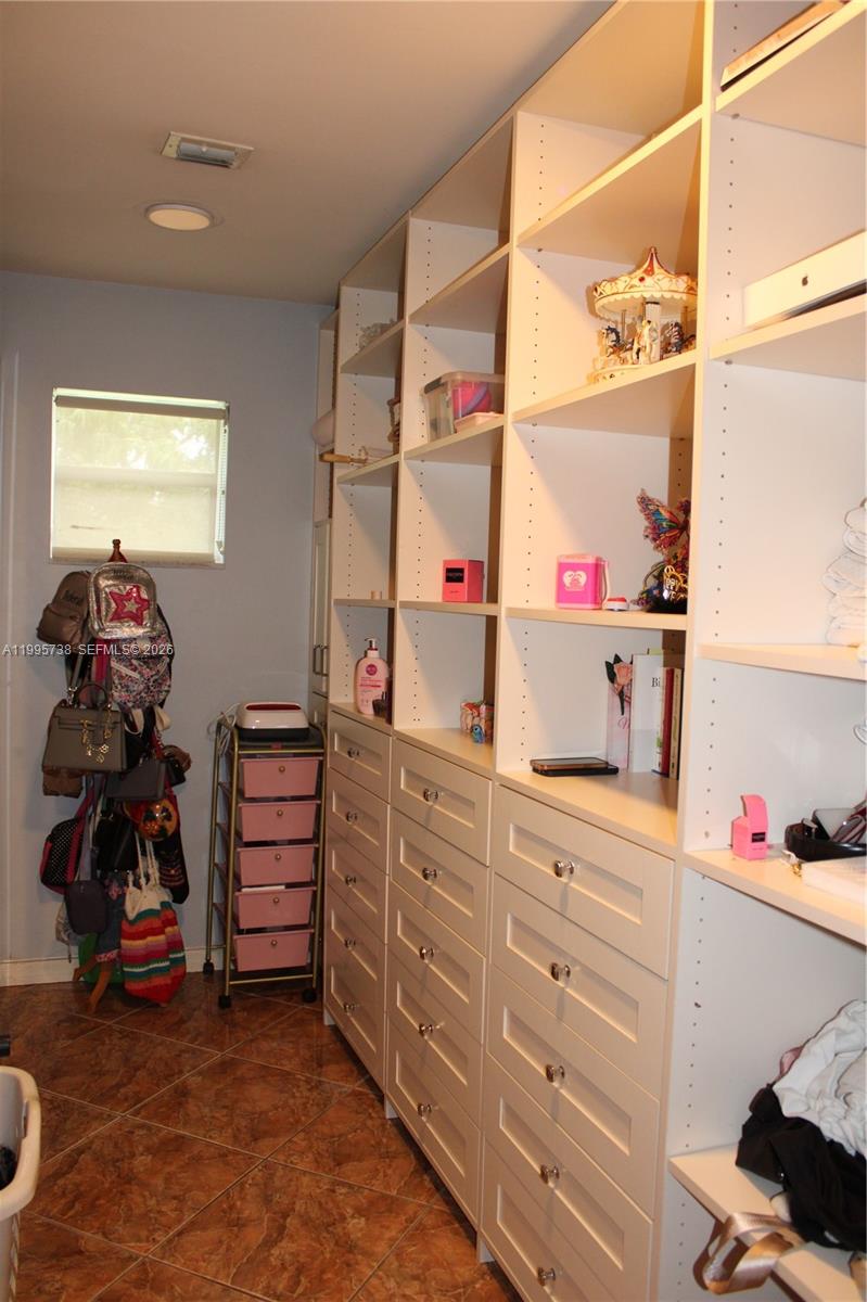 CHAMBERS LAND CO SUB NW1/ - Residential