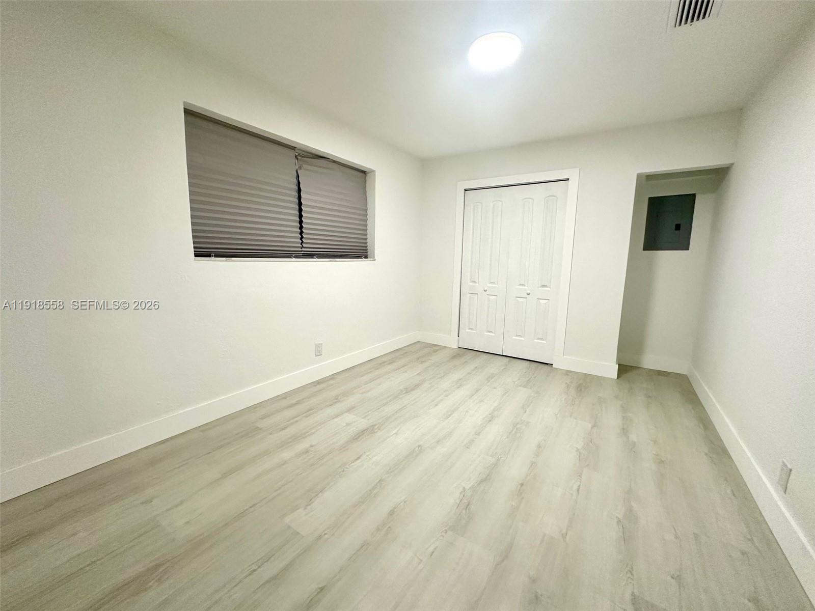 TOWN OF MODELO (DANIA) B- - Residential