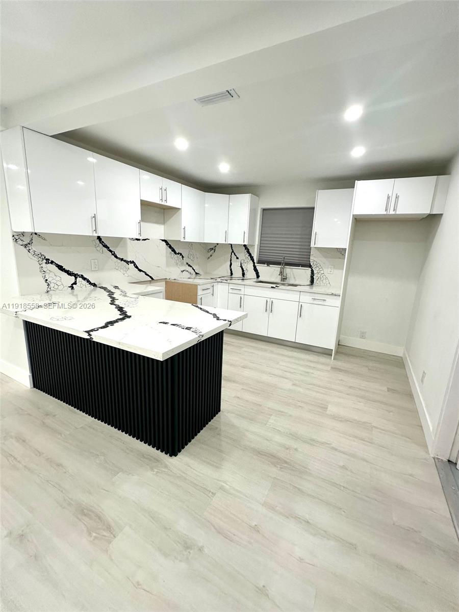 TOWN OF MODELO (DANIA) B- - Residential