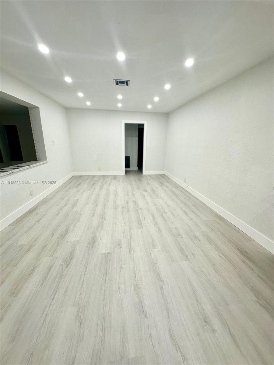 TOWN OF MODELO (DANIA) B- - Residential