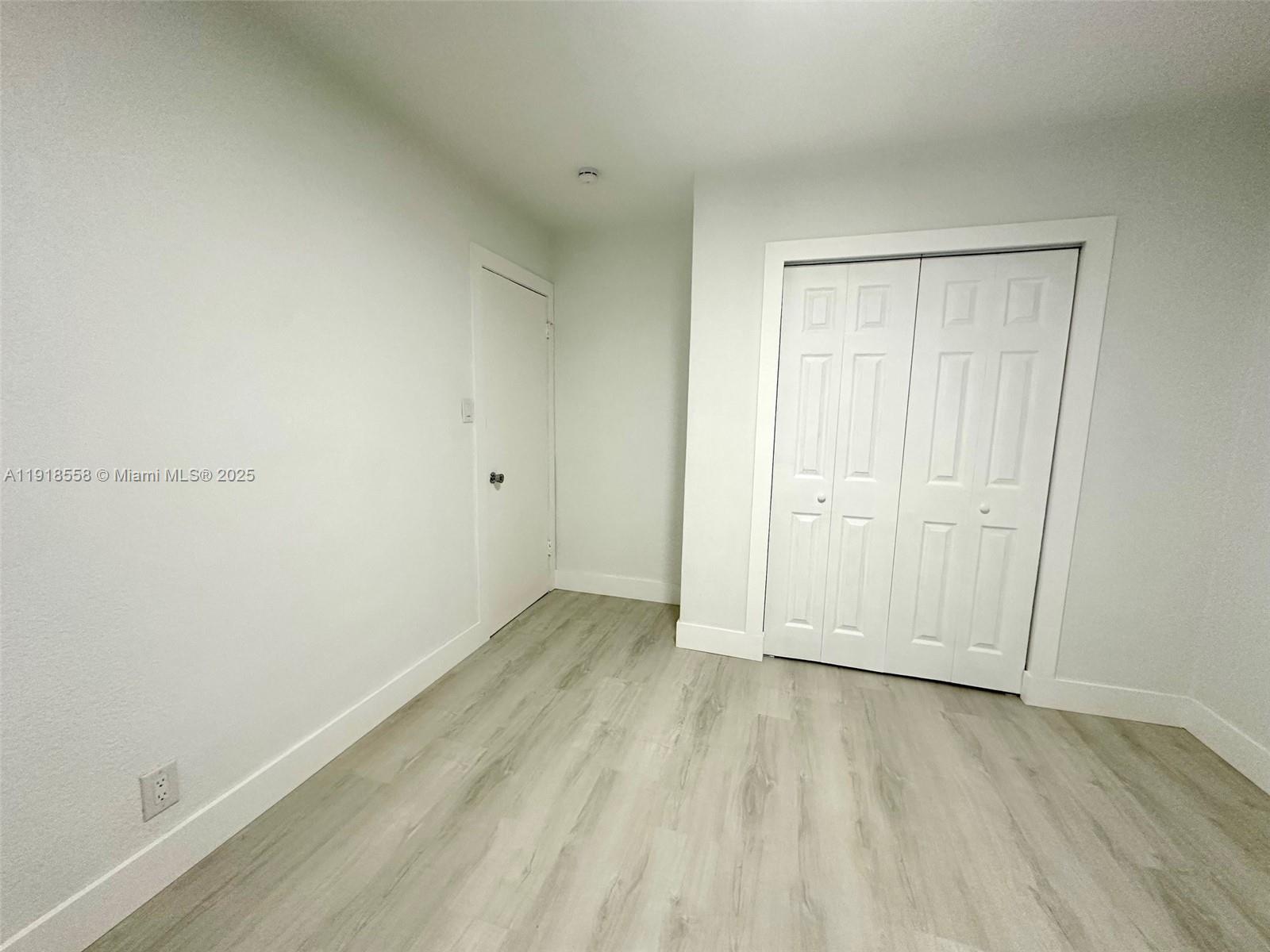 TOWN OF MODELO (DANIA) B- - Residential