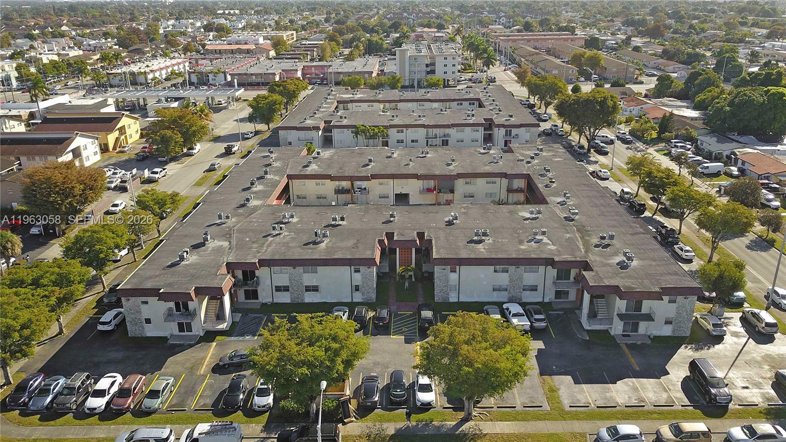COURTYARDS OF HIALEAH CON - Residential