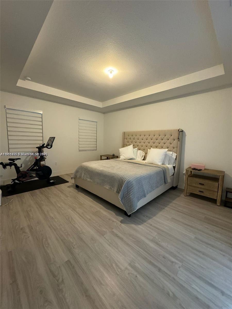 ESTATES AT SILVER PALM - Residential Lease