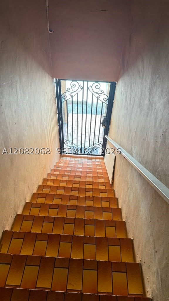 2770 W 61st Pl 204