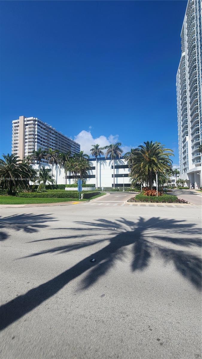 OCEAN MARINE YACHT CLUB C - Residential Lease