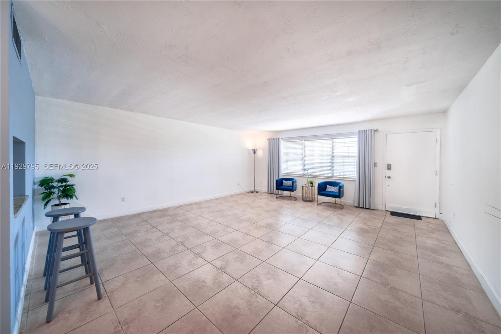 SUTTON HOUSE CONDO - Residential Lease