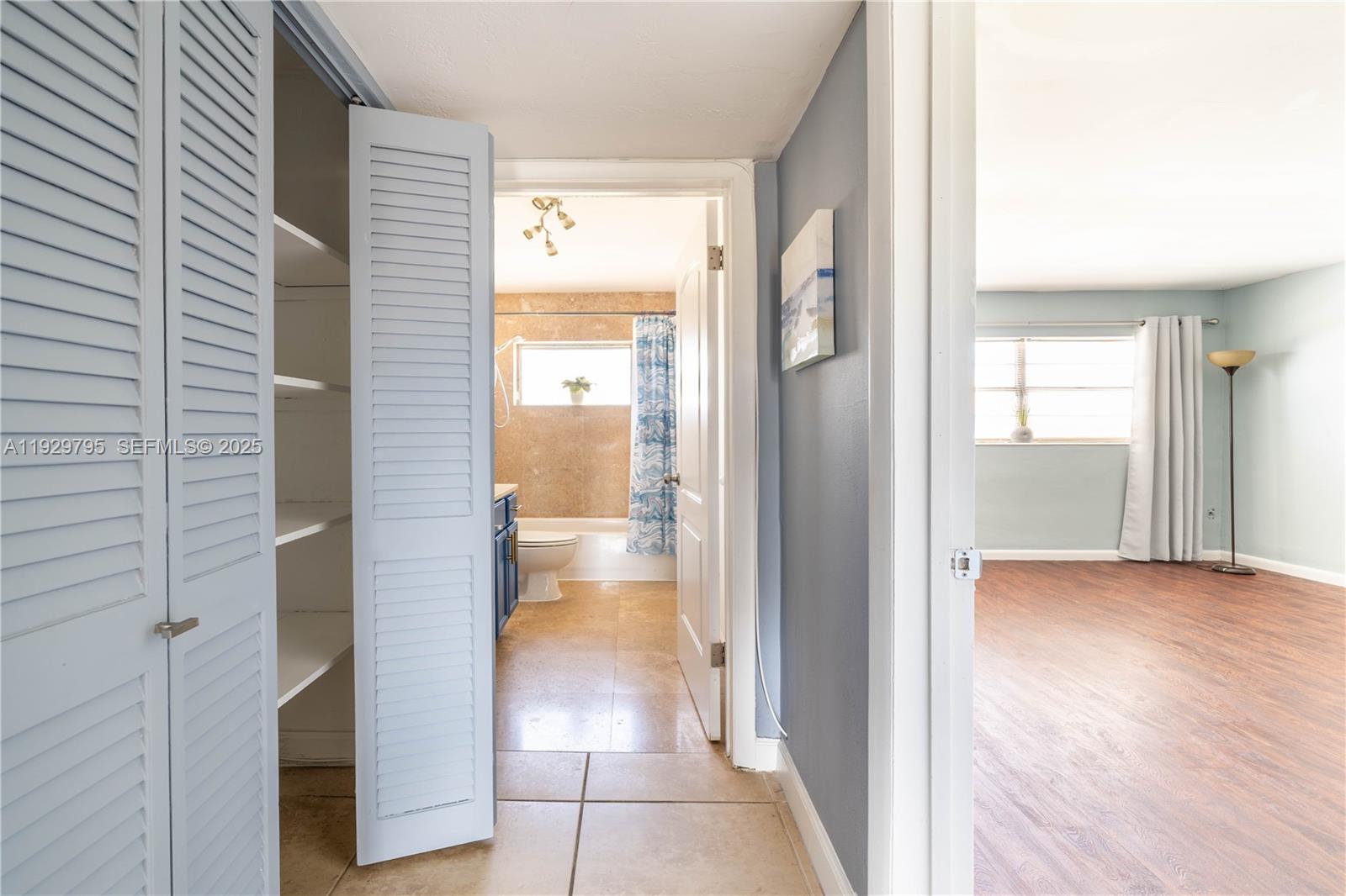 SUTTON HOUSE CONDO - Residential Lease