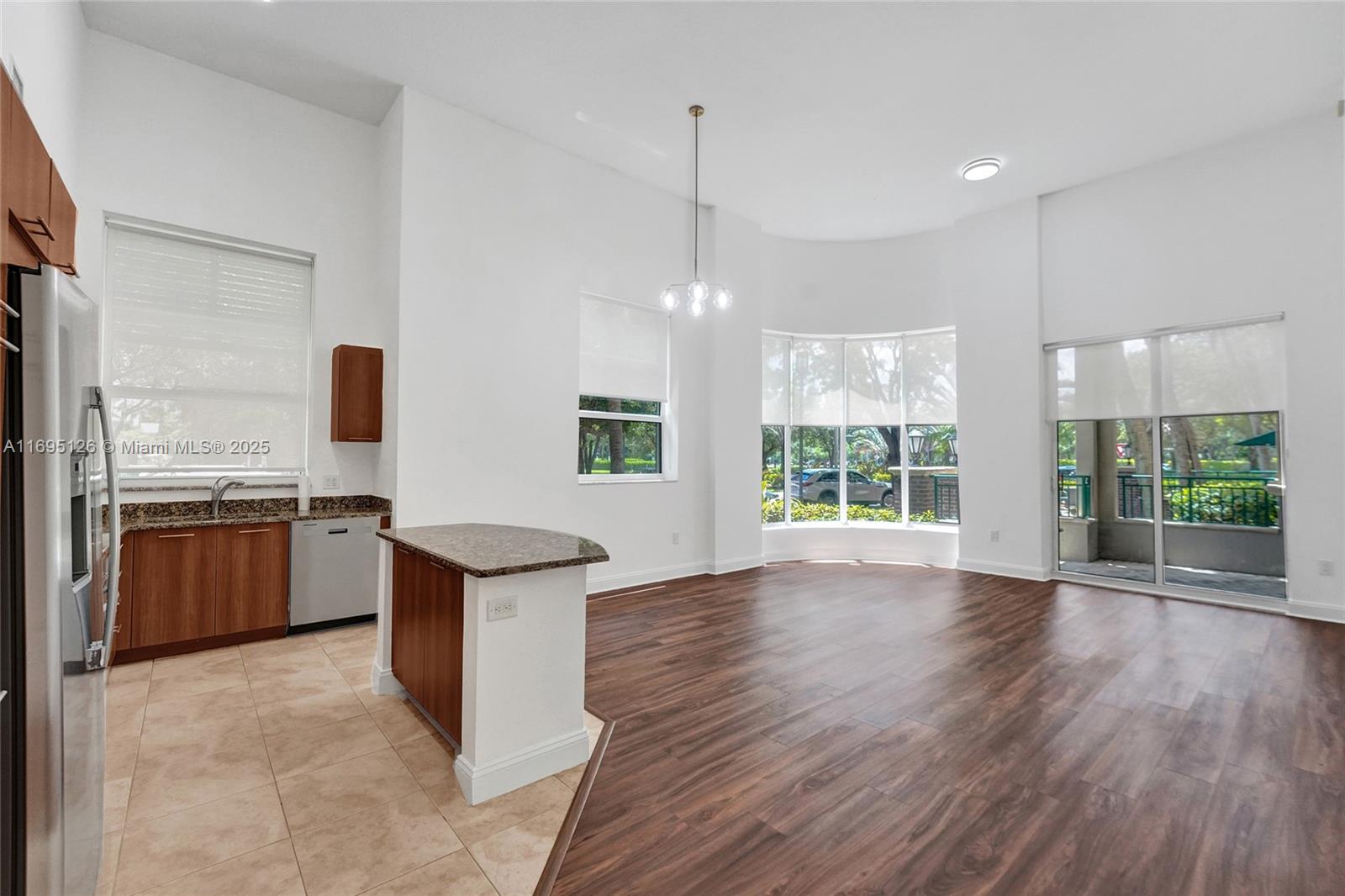 Property for Sale at 510 Nw 84th Ave 109, Plantation, Miami-Dade County, Florida - Bedrooms: 2 
Bathrooms: 2  - $399,900