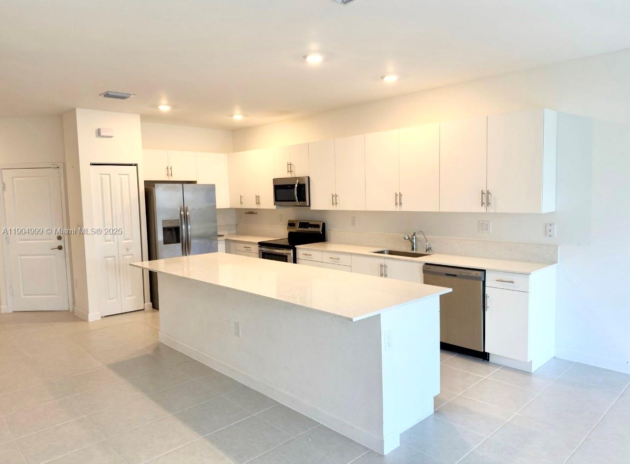 ALLAPATTAH GDNS - Residential