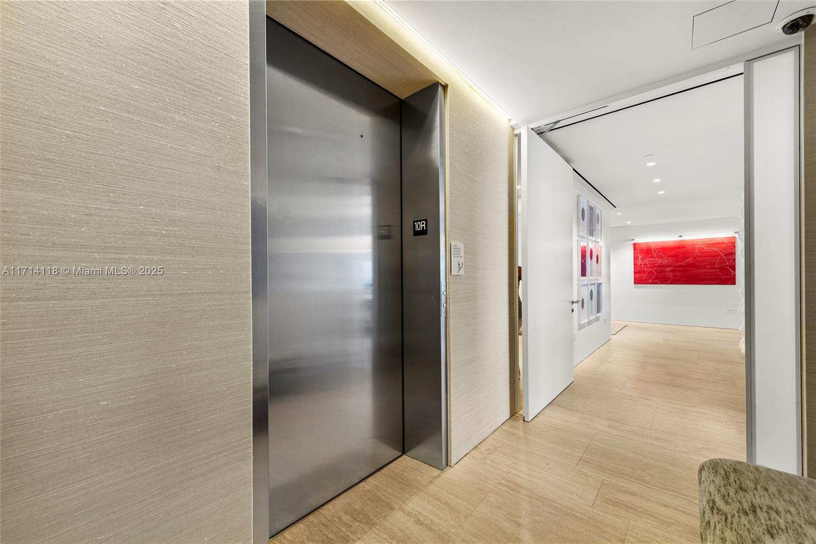 SURF CLUB CONDO - Residential