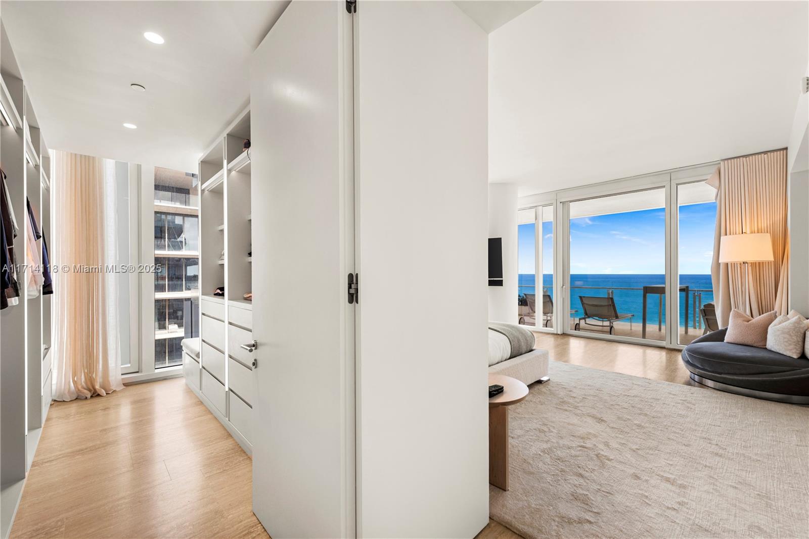 SURF CLUB CONDO - Residential