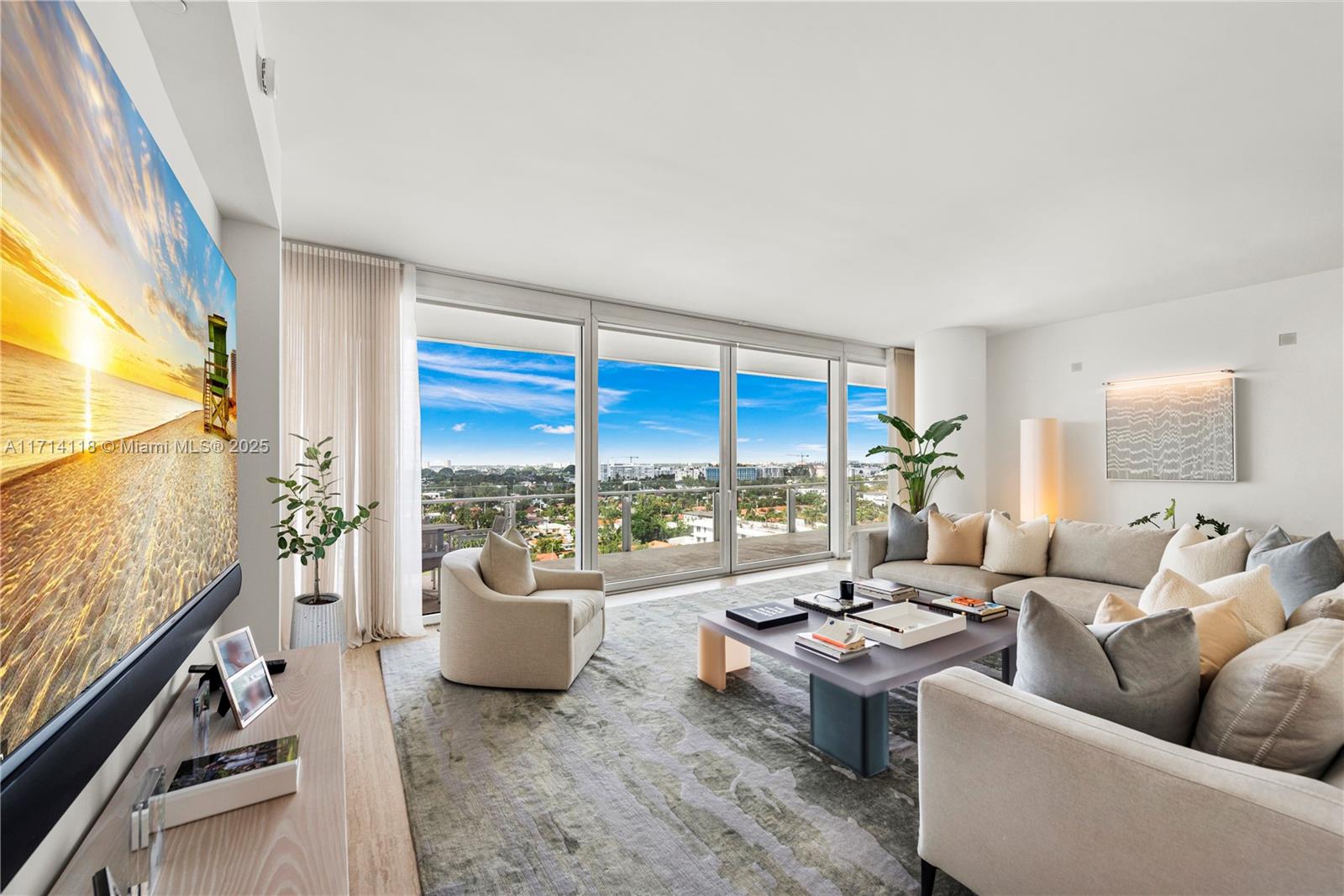 SURF CLUB CONDO - Residential