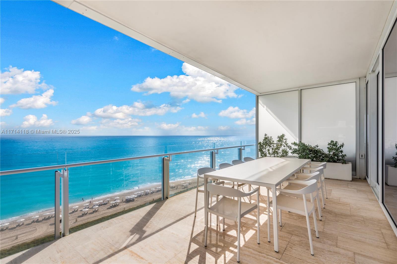SURF CLUB CONDO - Residential