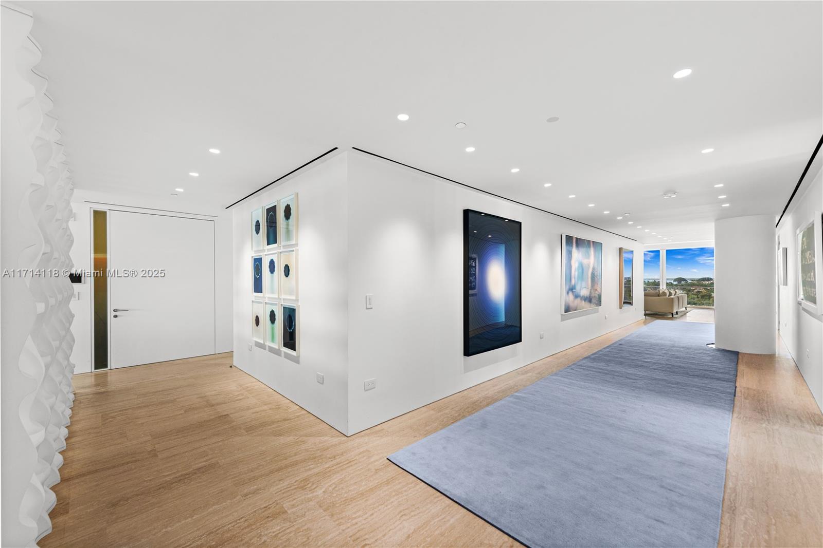 SURF CLUB CONDO - Residential