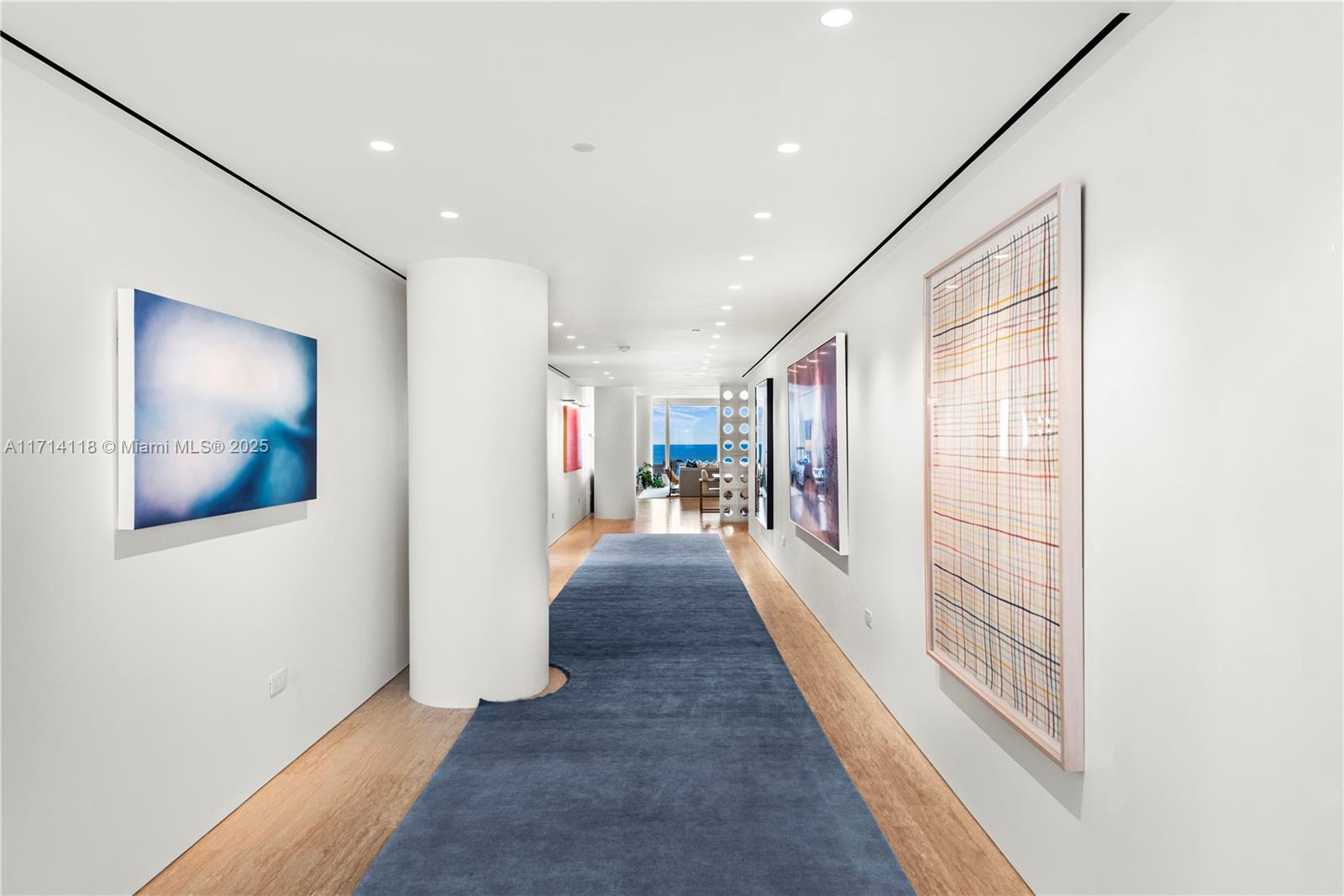 SURF CLUB CONDO - Residential