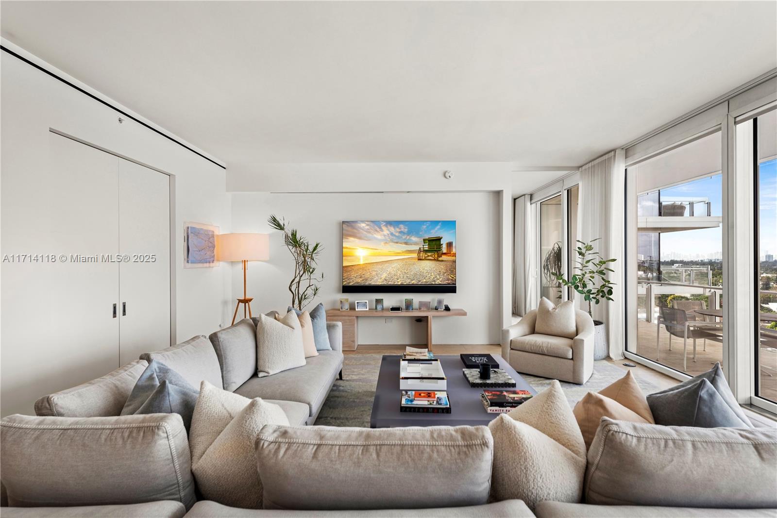 SURF CLUB CONDO - Residential