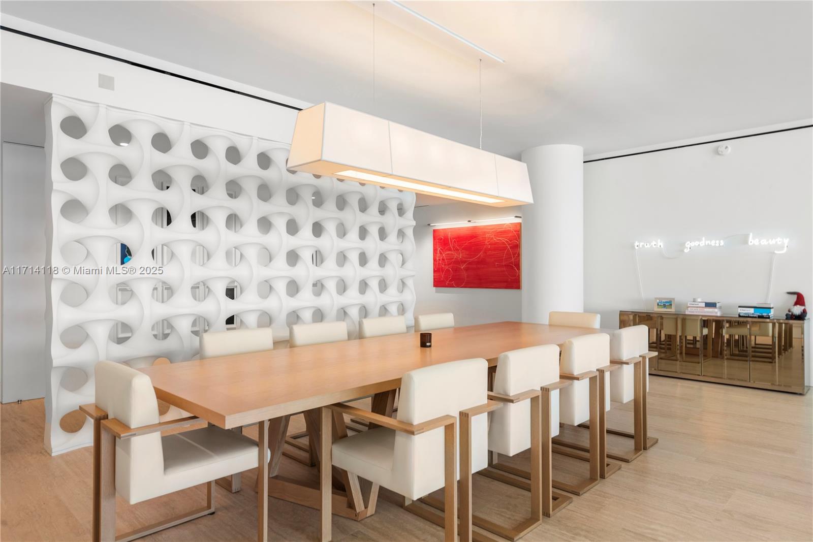 SURF CLUB CONDO - Residential