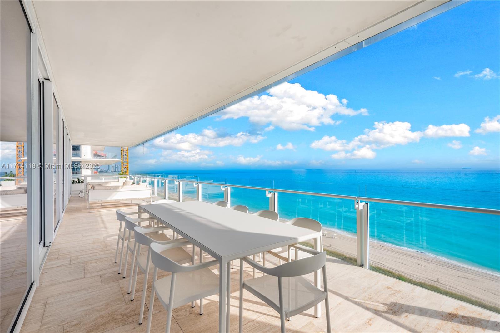 SURF CLUB CONDO - Residential