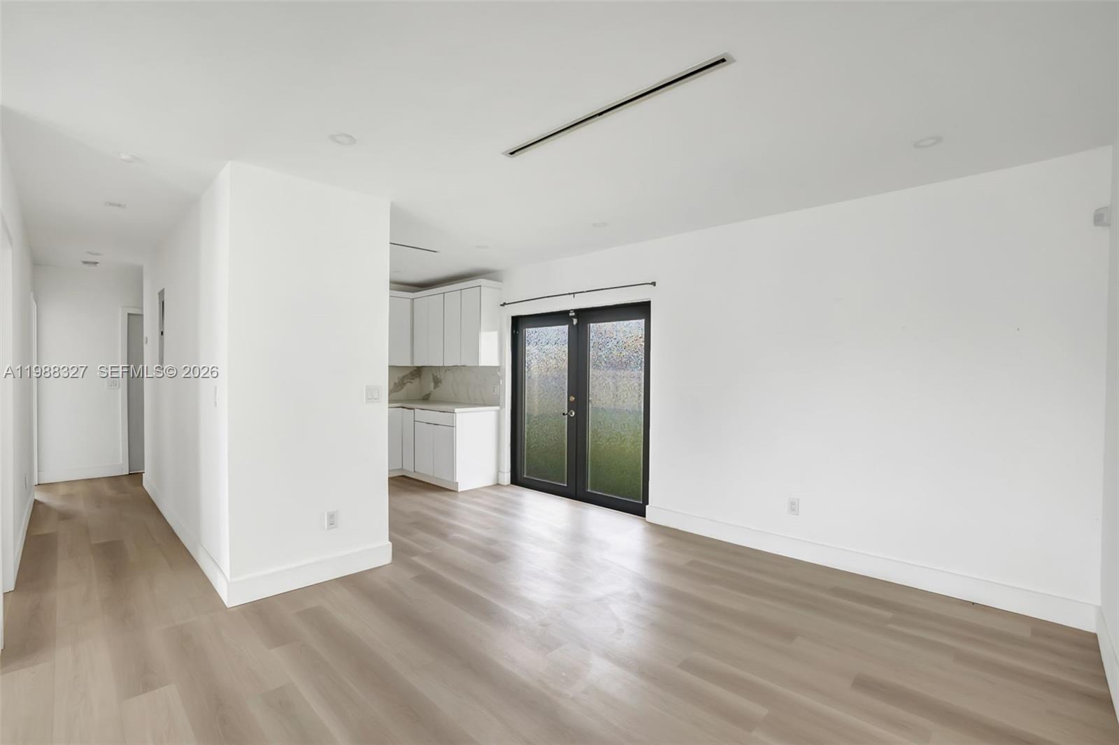 RICHMOND HEIGHTS - Residential