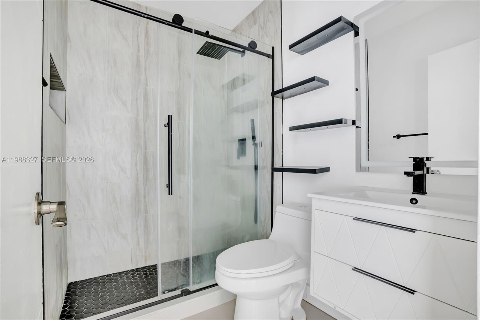 RICHMOND HEIGHTS - Residential