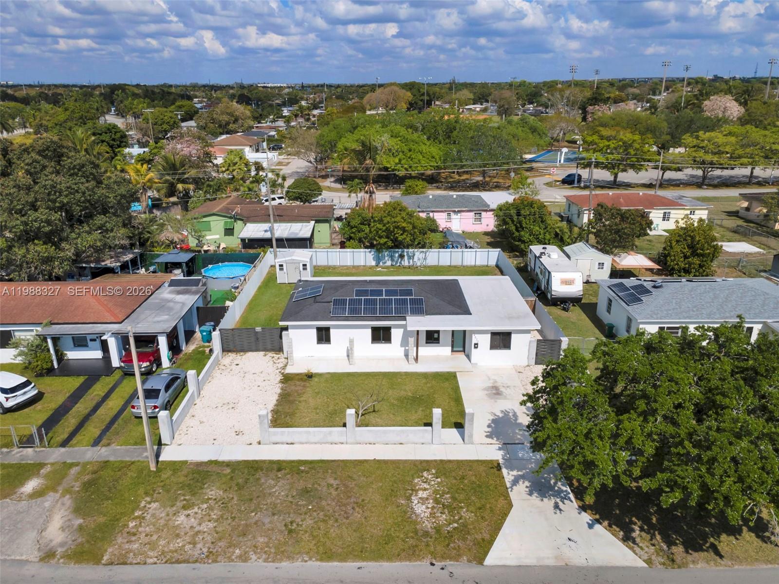 RICHMOND HEIGHTS - Residential