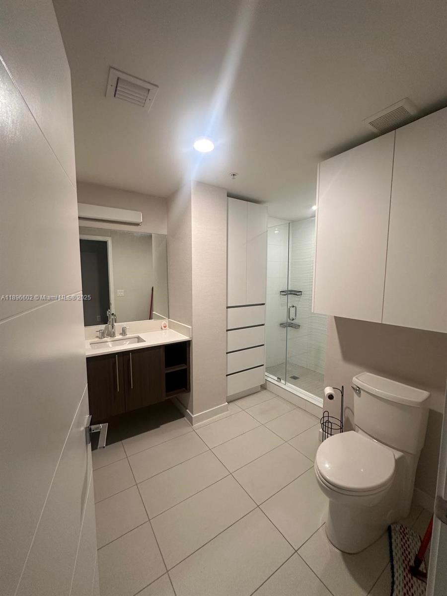 WEST LITTLE RIVER - Residential Lease