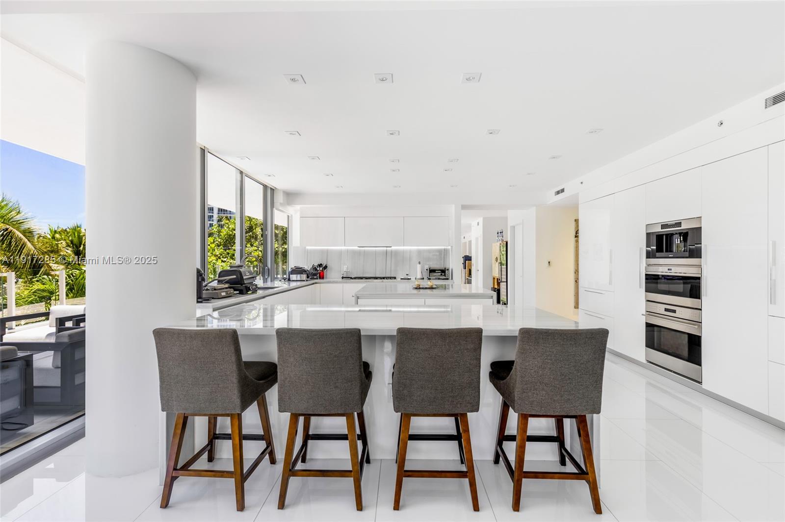 ONE OCEAN CONDO - Residential Lease