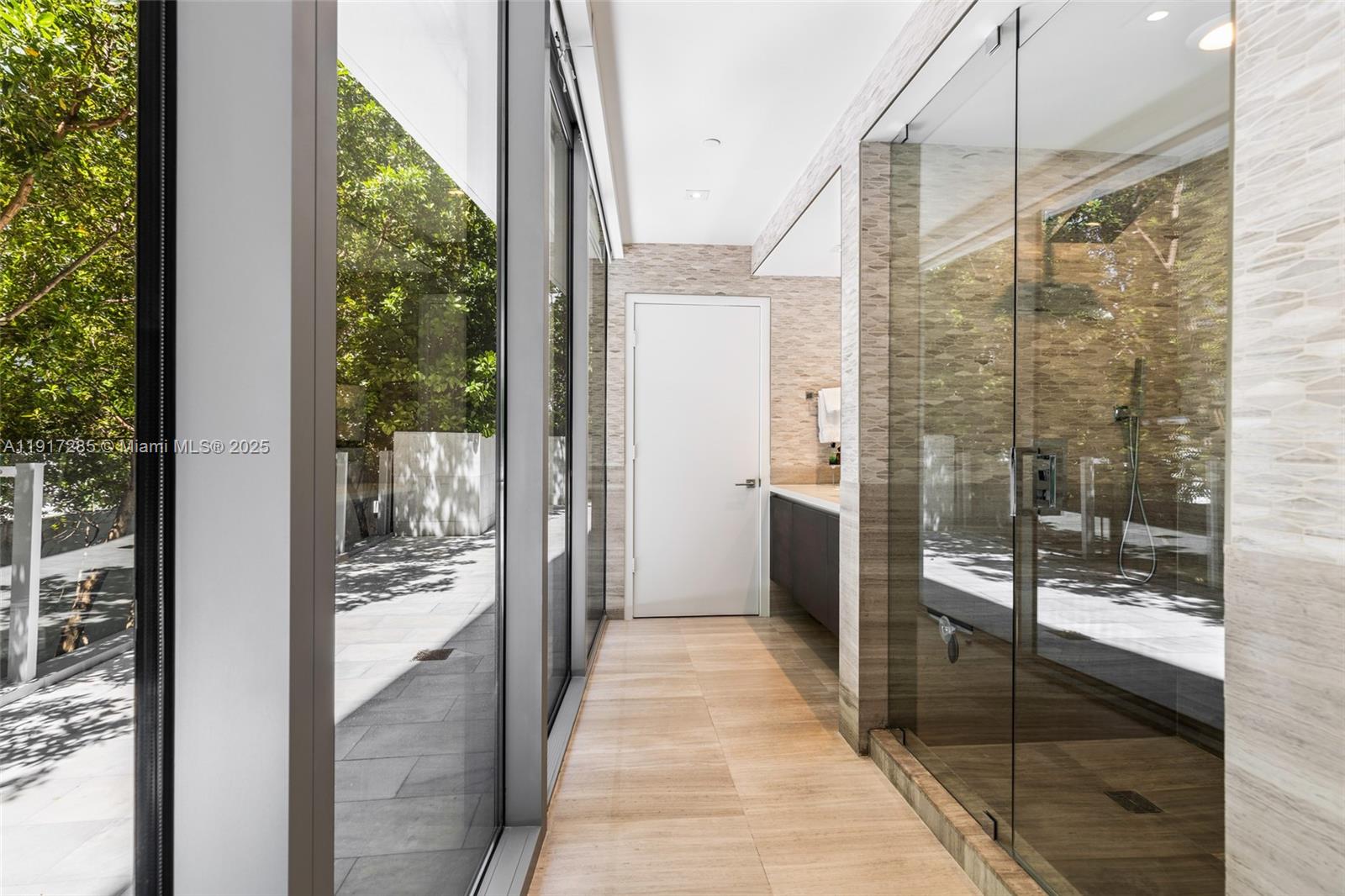 ONE OCEAN CONDO - Residential Lease