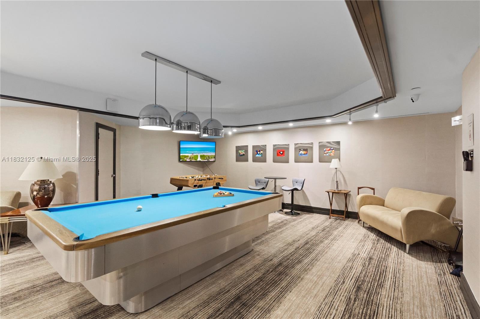 TERRACES NORTH TURNBERRY - Residential