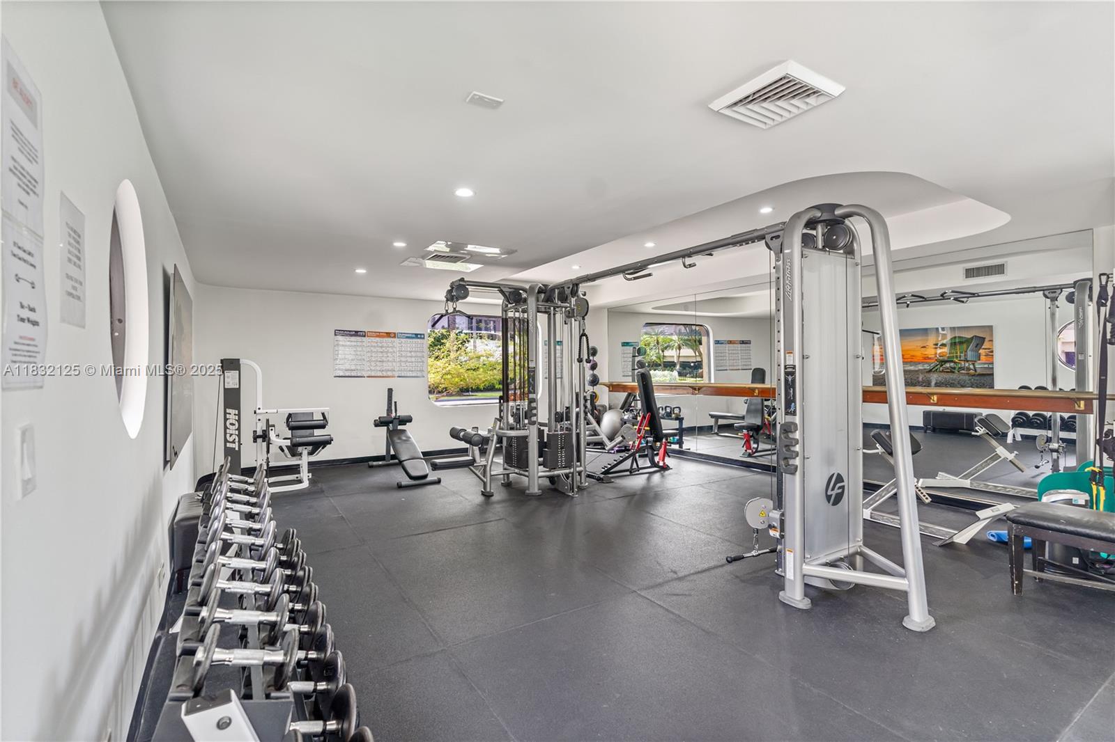 TERRACES NORTH TURNBERRY - Residential