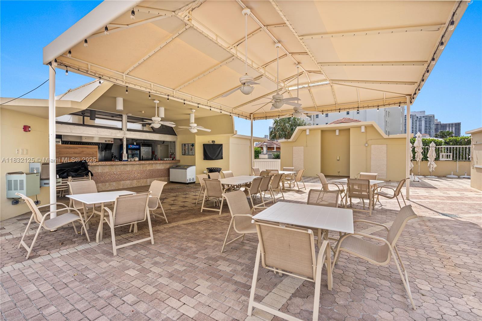 TERRACES NORTH TURNBERRY - Residential