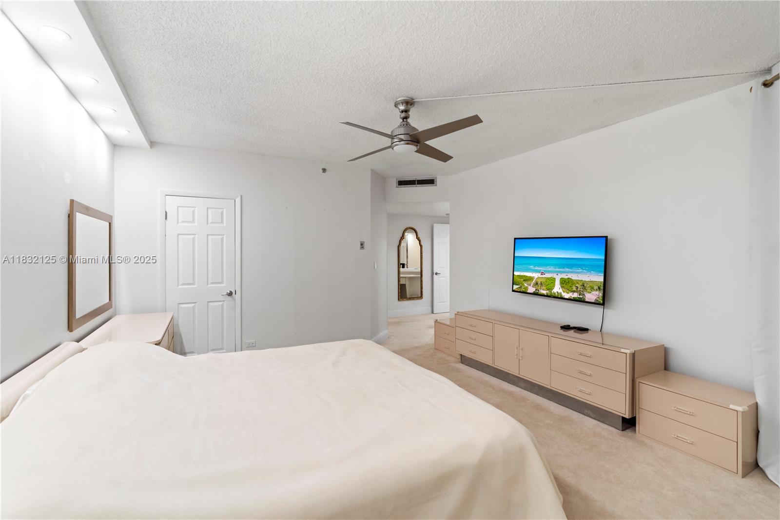 TERRACES NORTH TURNBERRY - Residential