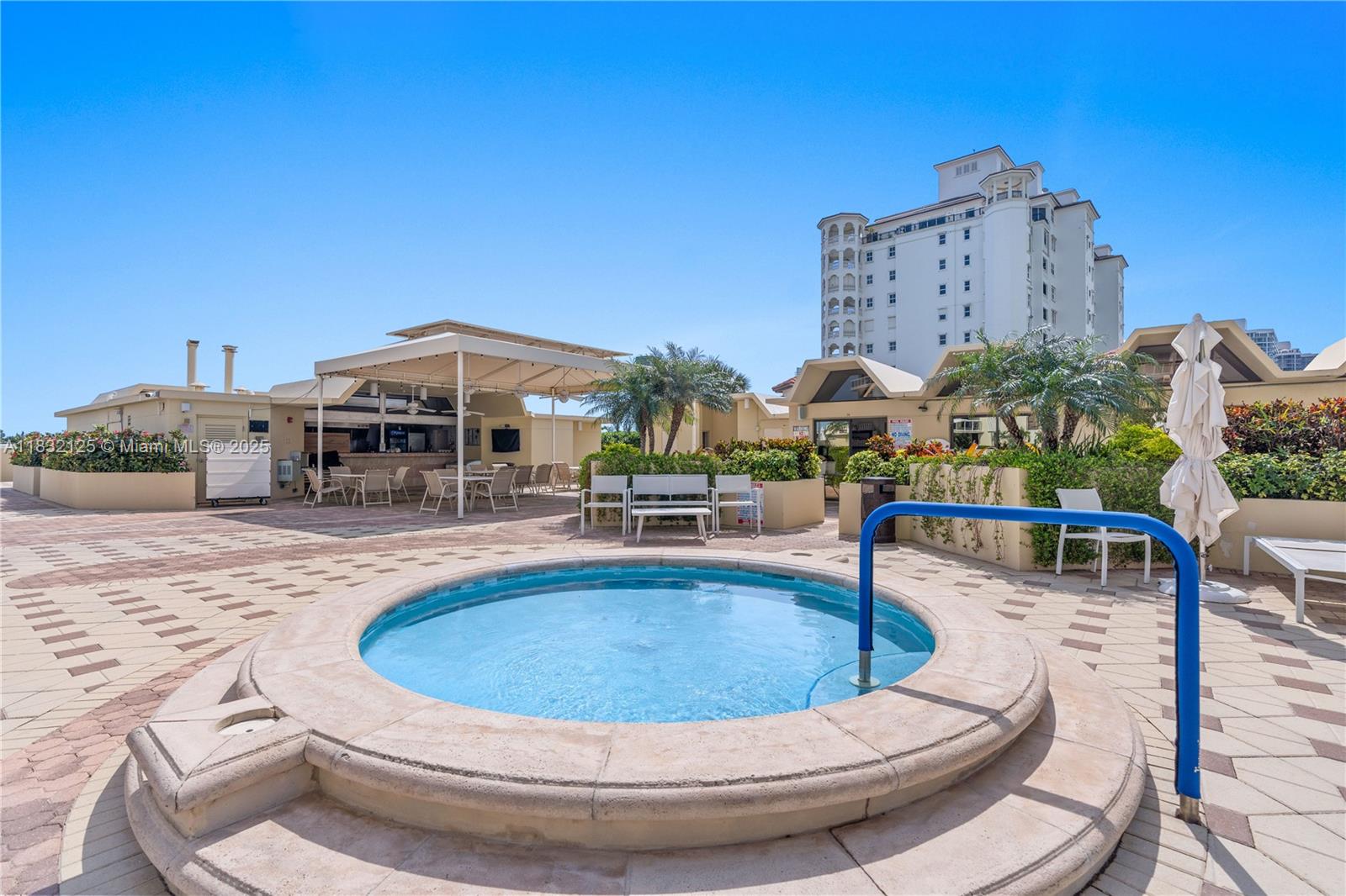 TERRACES NORTH TURNBERRY - Residential