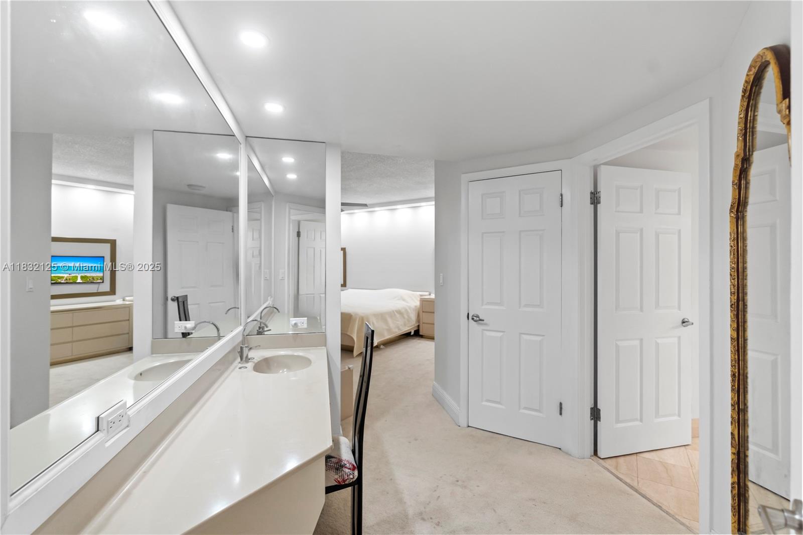 TERRACES NORTH TURNBERRY - Residential