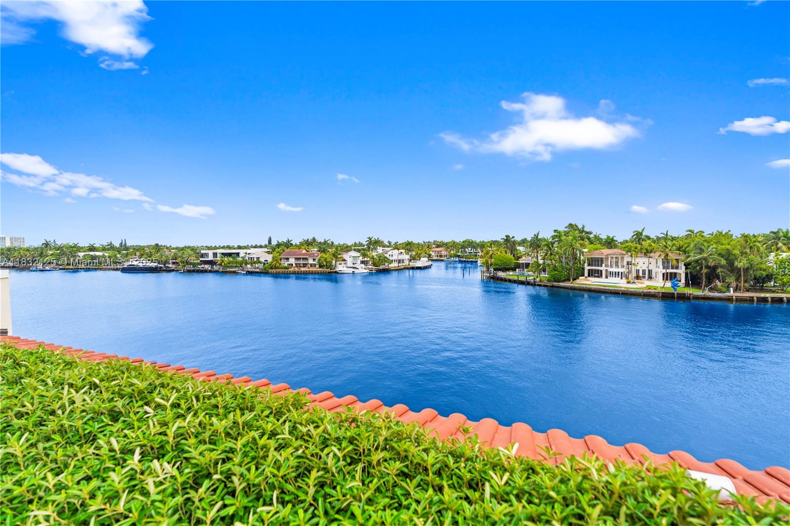 TERRACES NORTH TURNBERRY - Residential