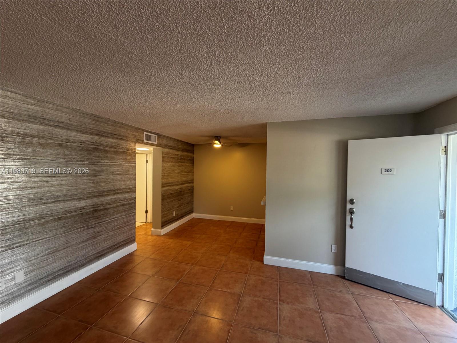 NORTH BAY VILLAS CONDO - Residential Lease