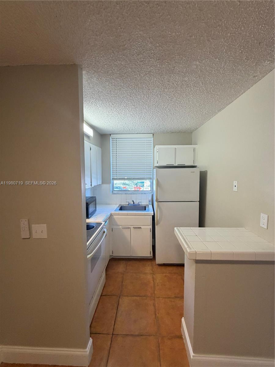 NORTH BAY VILLAS CONDO - Residential Lease