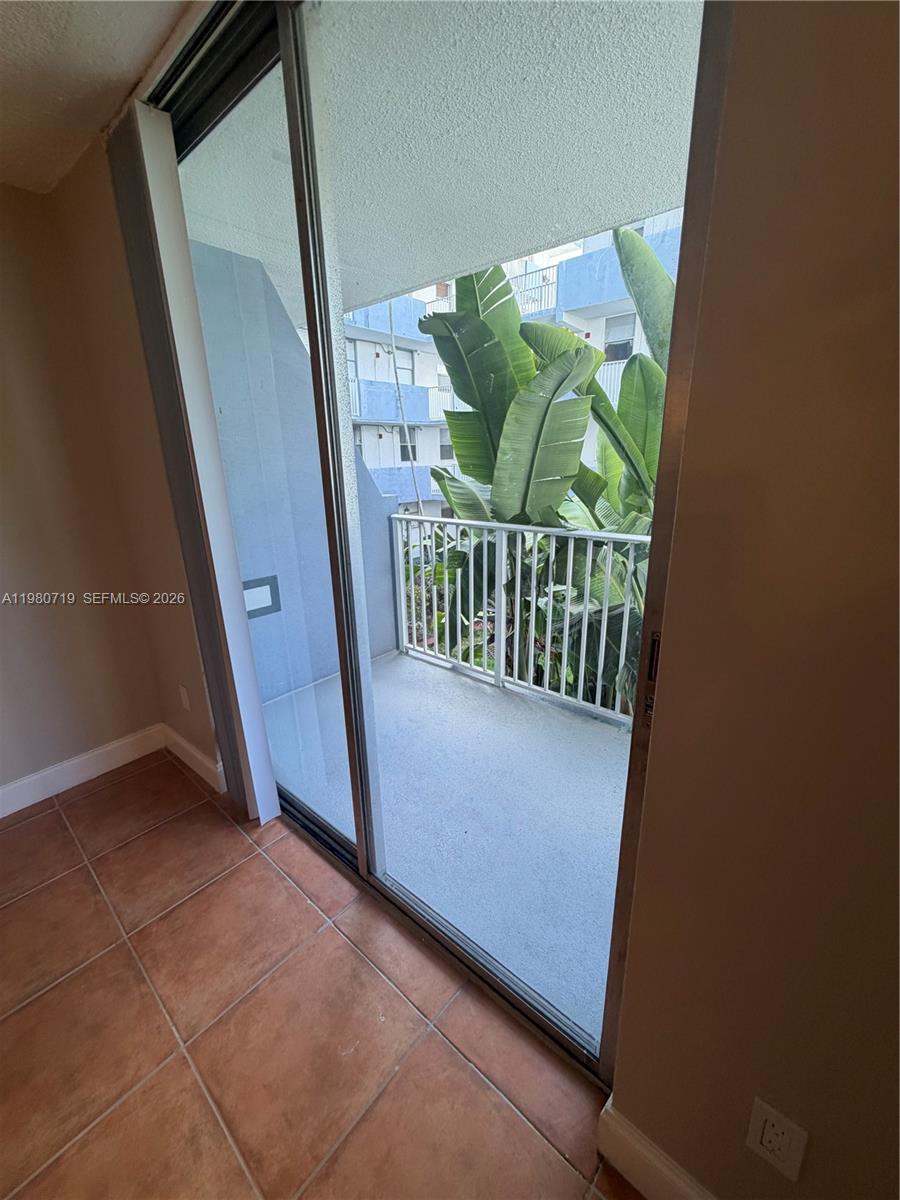 NORTH BAY VILLAS CONDO - Residential Lease