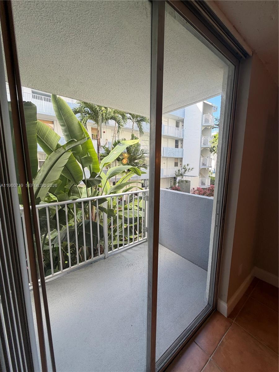 NORTH BAY VILLAS CONDO - Residential Lease