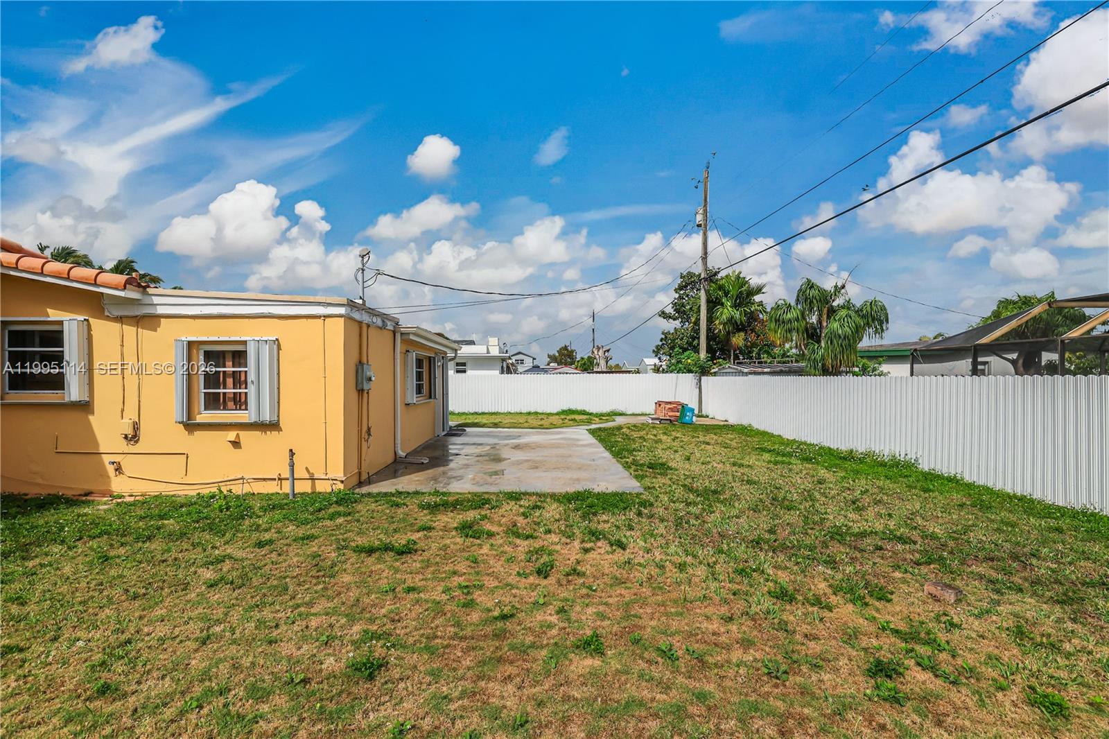 SO MIAMI HEIGHTS ADDN E - Residential