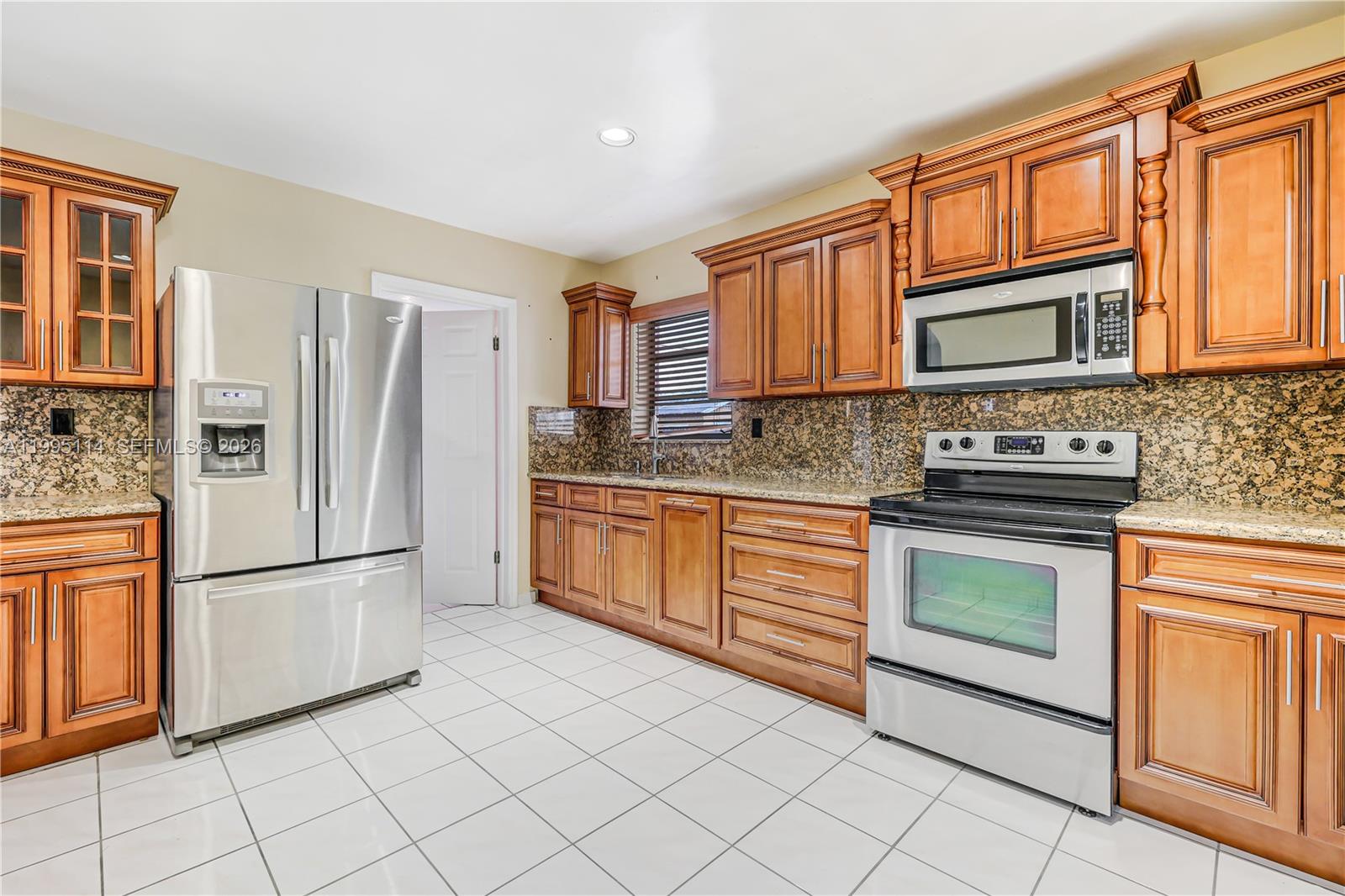 SO MIAMI HEIGHTS ADDN E - Residential