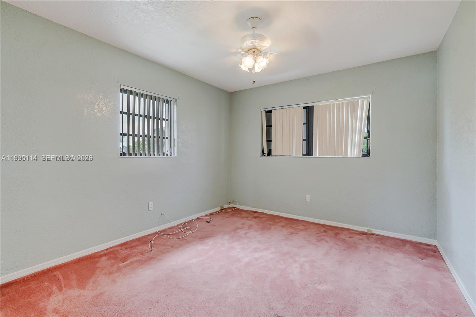 SO MIAMI HEIGHTS ADDN E - Residential