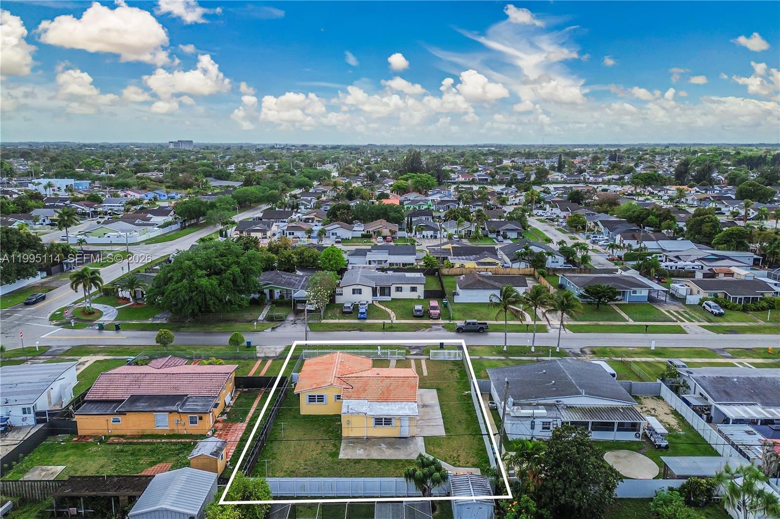 SO MIAMI HEIGHTS ADDN E - Residential
