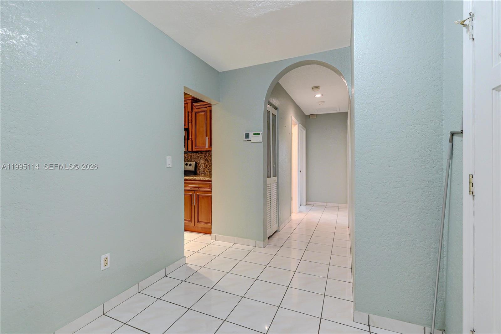SO MIAMI HEIGHTS ADDN E - Residential