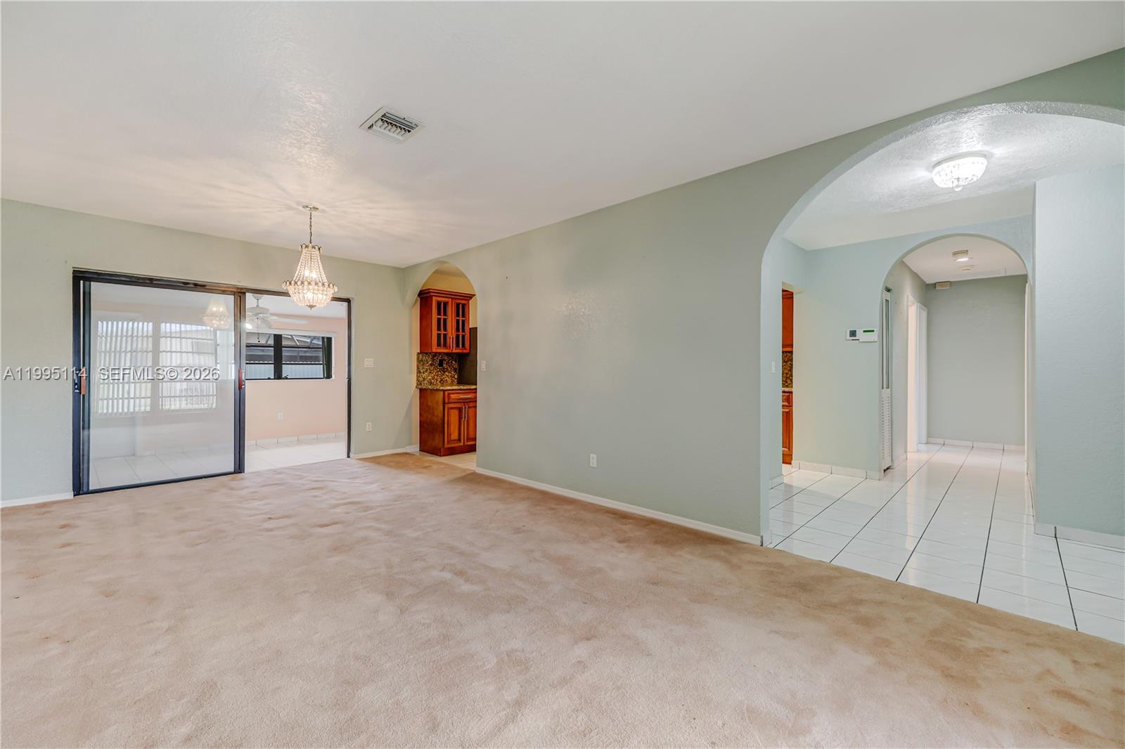 SO MIAMI HEIGHTS ADDN E - Residential