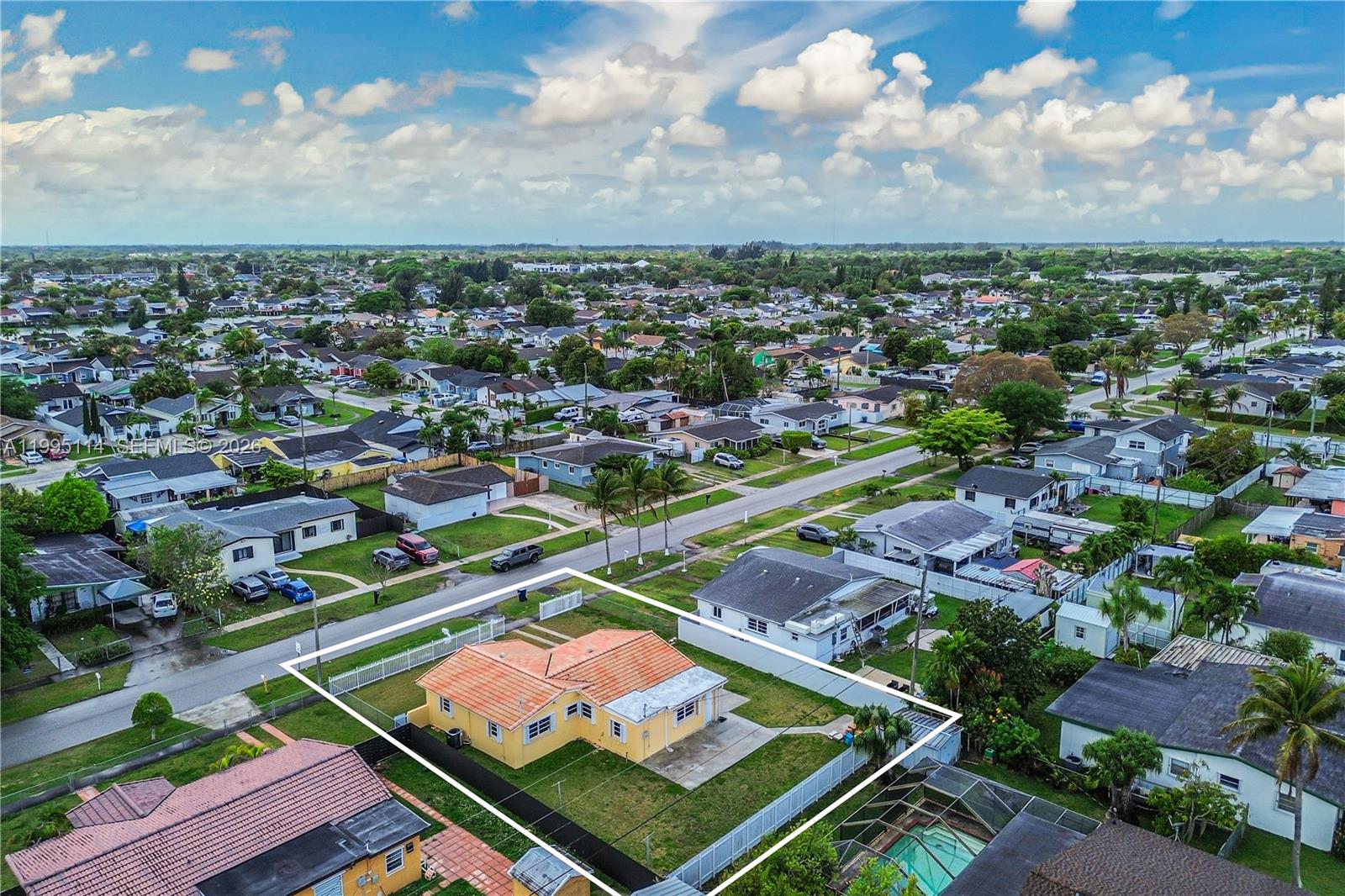 SO MIAMI HEIGHTS ADDN E - Residential
